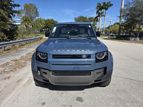 New 2026 Land Rover Defender 110 S image 8