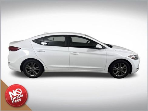 Used 2018 Hyundai Elantra SEL image 2