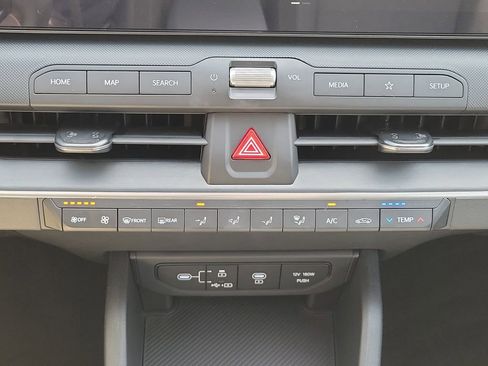 New 2026 Kia K4 FWD image 31