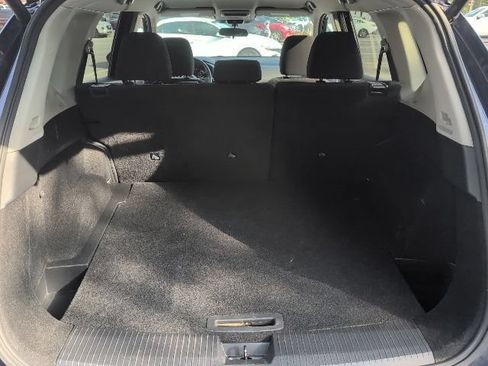 Used 2024 Nissan Rogue SV AWD/4WD image 16