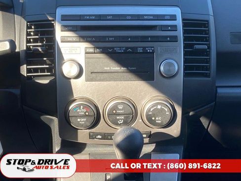 Used 2009 MAZDA MAZDA5 Sport image 11