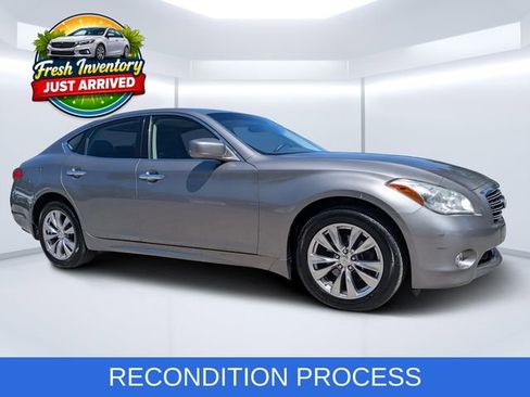 Used 2012 INFINITI M37 x w/ Deluxe Touring Pkg image 1
