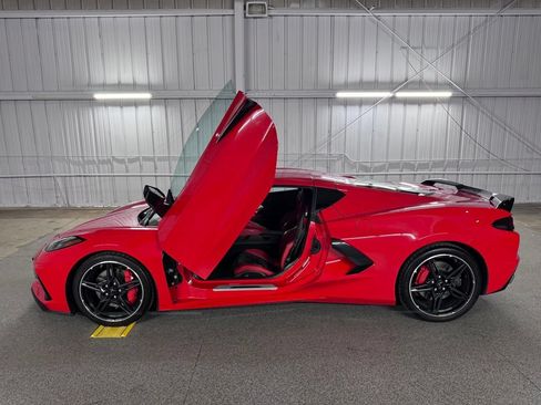 Used 2022 Chevrolet Corvette Stingray Preferred Cpe w/ Z51 Performance Package RWD image 40