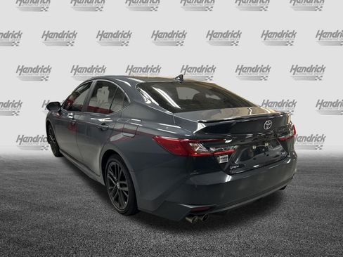Used 2025 Toyota Camry SE w/ Convenience Package FWD image 9