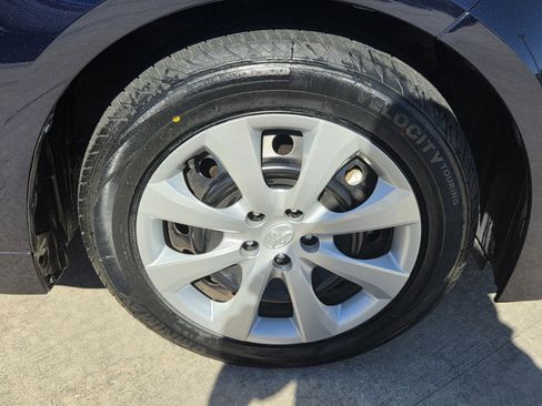 Certified 2023 Toyota Corolla LE image 11