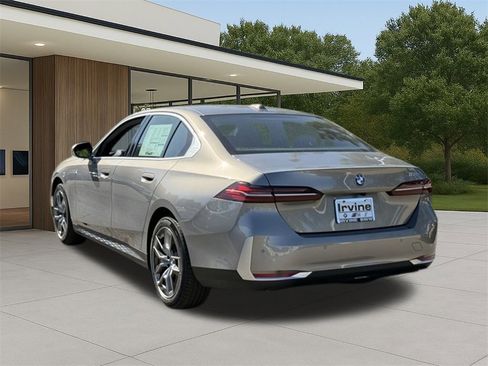 New 2026 BMW 530i 530i w/ Premium Package image 12