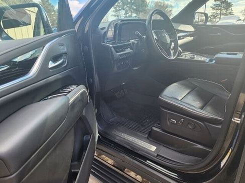 Used 2022 Cadillac Escalade Sport w/ Touring Package AWD/4WD image 8