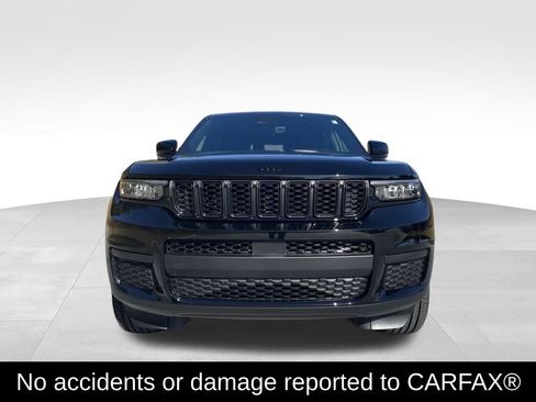 New 2025 Jeep Grand Cherokee L Altitude RWD image 2