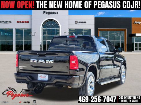 Used 2025 RAM 1500 Lone Star RWD image 4