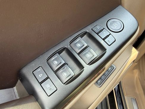 Used 2016 Chevrolet Tahoe LT AWD/4WD image 13