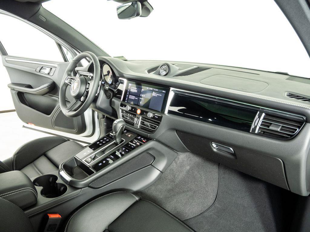 New 2026 Porsche Macan S AWD/4WD image 25