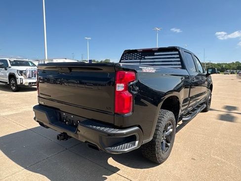 Used 2021 Chevrolet Silverado 1500 LT Trail Boss w/ Convenience Package II AWD/4WD image 3