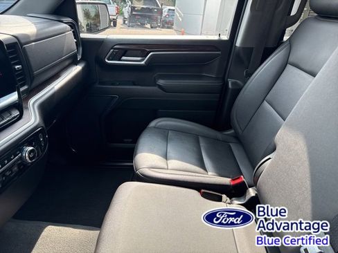 Used 2024 GMC Sierra 1500 SLT image 36