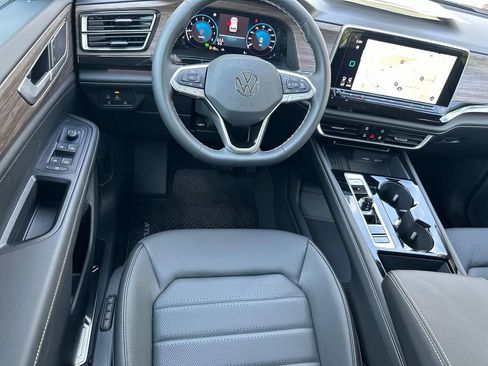 New 2025 Volkswagen Atlas SEL AWD/4WD image 23