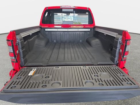 New 2027 Nissan Frontier SV w/ SV Convenience Package AWD/4WD image 12