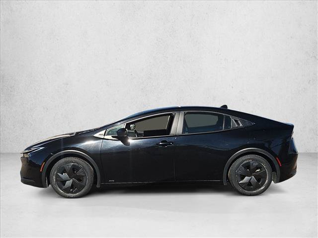 Used 2025 Toyota Prius LE AWD/4WD image 9