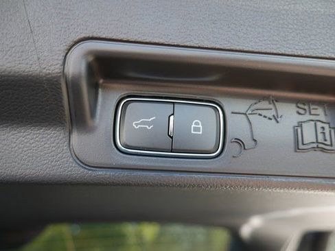 New 2026 Ford Explorer ST-Line w/ ST-Line Street Pack image 12