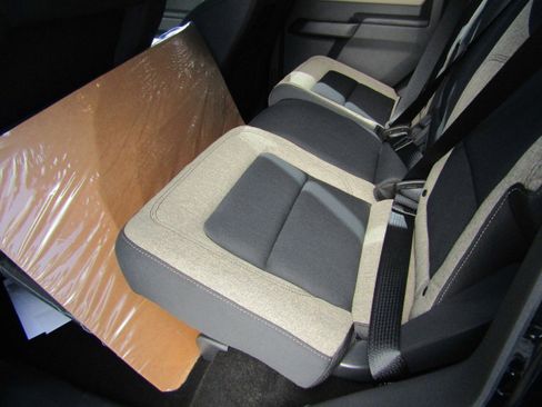 New 2026 Ford Bronco Big Bend image 9