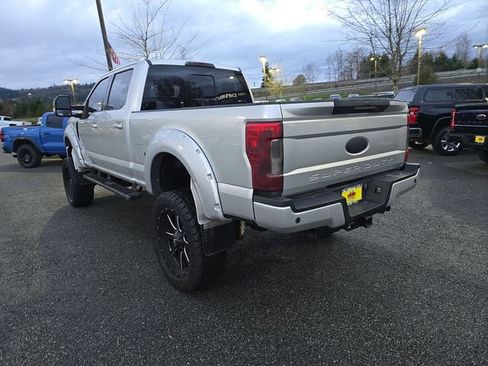 Used 2019 Ford F250 Lariat image 4