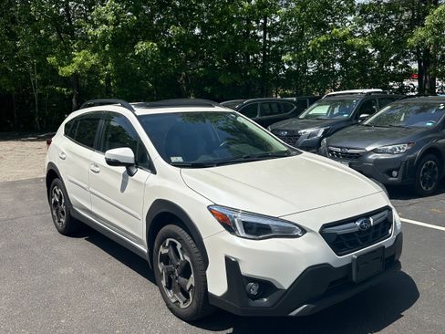 Used 2021 Subaru Crosstrek 2.5i Limited w/ Moonroof Package 2 AWD/4WD image 3