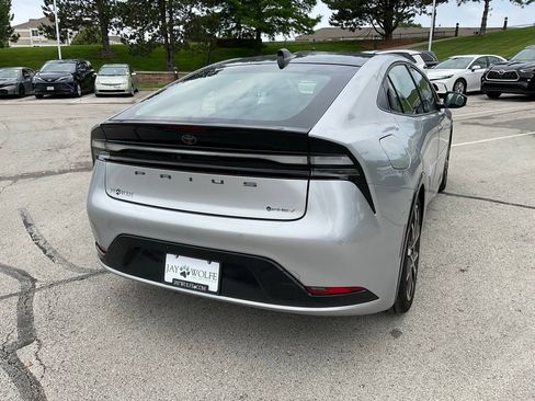 Certified 2025 Toyota Prius Plug-In Hybrid w/ Limited Premium Package FWD image 5