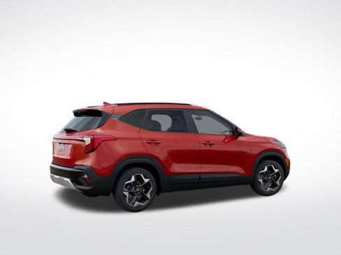 New 2026 Kia Seltos S FWD image 6