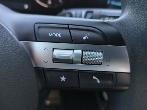 Certified 2025 Hyundai Santa Cruz SEL image 24