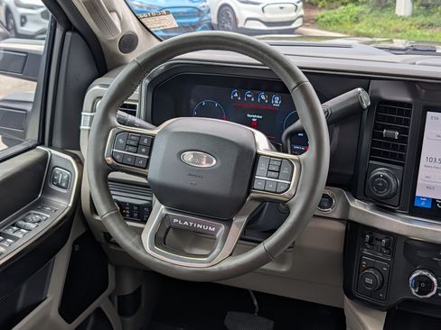 Used 2026 Ford F450 Platinum w/ Platinum Plus Package AWD/4WD image 68