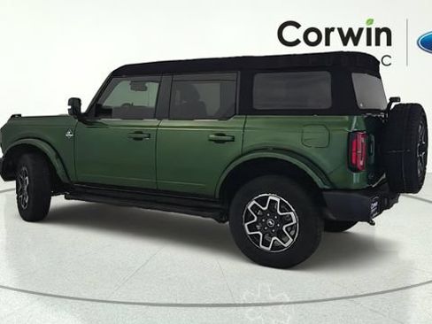 Used 2024 Ford Bronco Outer Banks AWD/4WD image 3