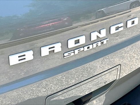 Certified 2023 Ford Bronco Sport Outer Banks w/ Tech Package AWD/4WD image 31