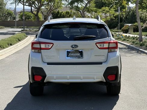 Used 2018 Subaru Crosstrek 2.0i Premium w/ Moonroof Package AWD/4WD image 4