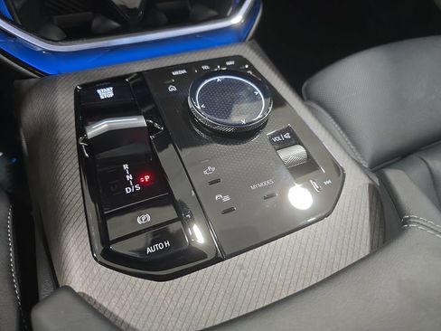 Used 2026 BMW X3 xDrive30 w/ Premium Package image 16