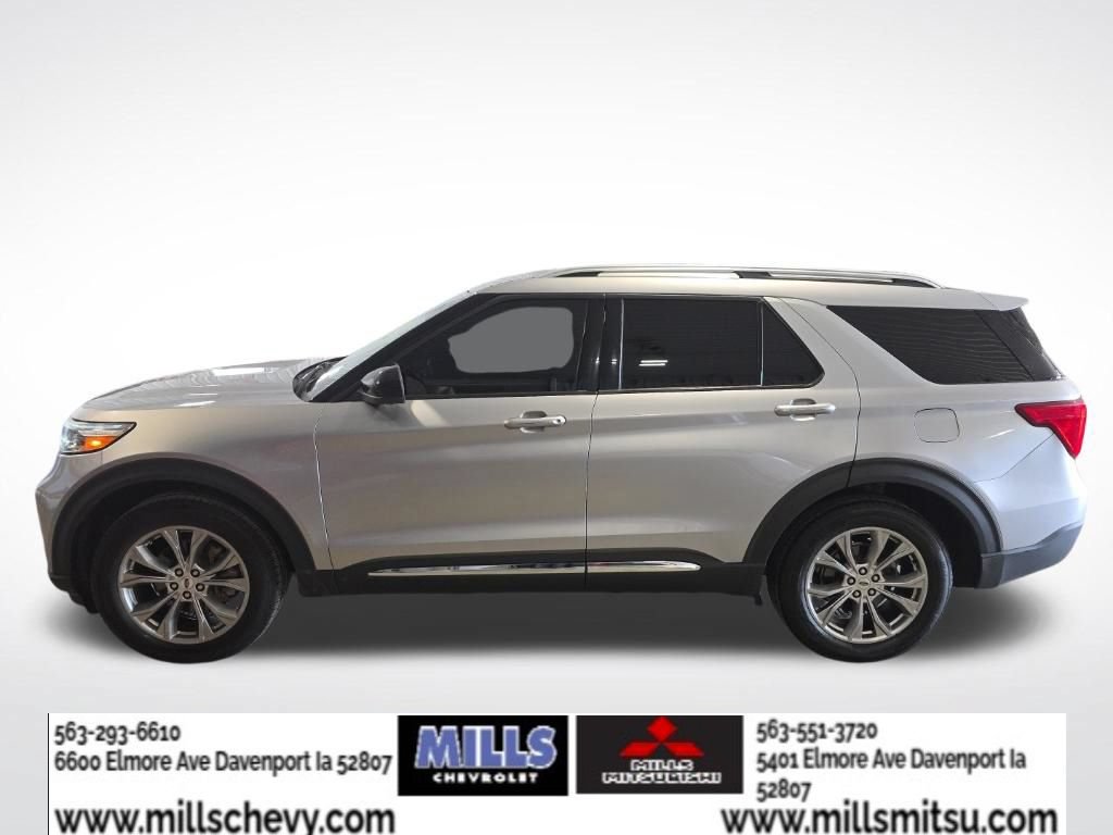 Used 2022 Ford Explorer Limited AWD/4WD image 2