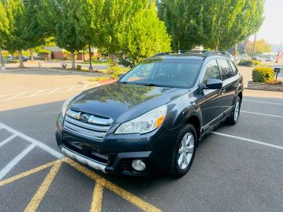 Used 2013 Subaru Outback 2.5i Limited w/ Moonroof Pkg