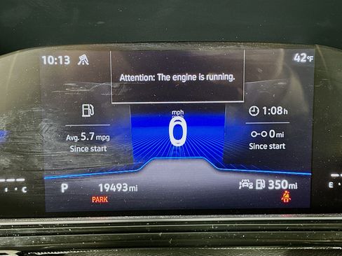 Used 2025 Volkswagen Taos S image 19