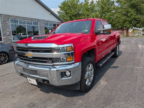 Used 2019 Chevrolet Silverado 2500 LTZ w/ Duramax Plus Package AWD/4WD image 2