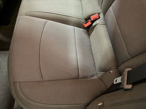 Used 2018 Chevrolet Cruze LT image 14