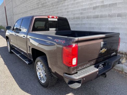 Used 2016 Chevrolet Silverado 1500 High Country w/ High Country Premium Package AWD/4WD image 5
