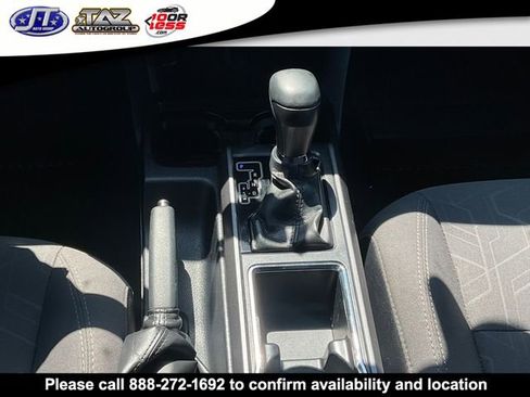 Used 2018 Toyota Tacoma TRD Off-Road image 16