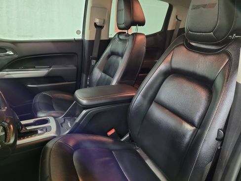 Used 2018 Chevrolet Colorado ZR2 w/ ZR2 Midnight Special Edition image 6