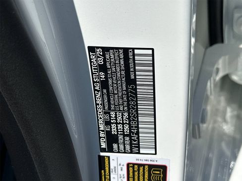 New 2025 Mercedes-Benz C 300 4MATIC Sedan image 32