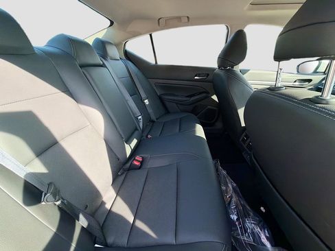 New 2025 Nissan Altima 2.5 SL image 29