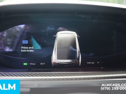 Used 2022 Tesla Model X Plaid image 40