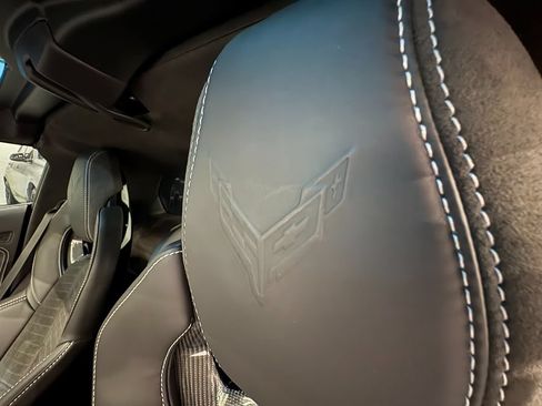 Used 2023 Chevrolet Corvette Stingray Premium Cpe w/ Z51 Performance Package RWD image 12