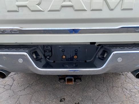Used 2017 RAM 1500 Limited AWD/4WD image 4