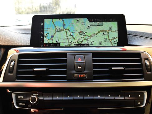 Used 2018 BMW 430i Convertible image 37