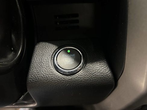 Used 2021 Ford F250 Lariat image 46