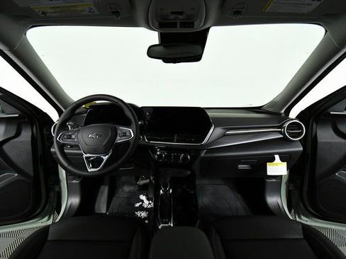 New 2026 Chevrolet Trax ACTIV w/ Driver Confidence Package FWD image 18