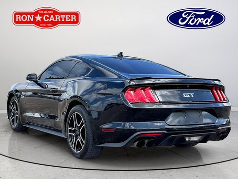 Used 2020 Ford Mustang GT RWD image 4