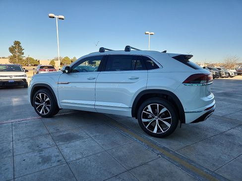 New 2026 Volkswagen Atlas Cross Sport SEL Premium R-Line image 4